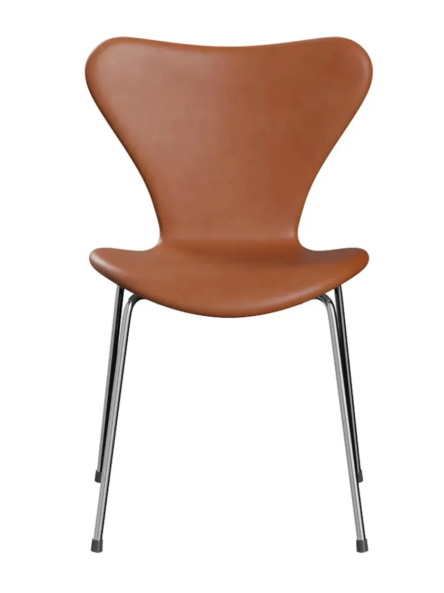 3107 Serie 7, fuldpolstret af Arne Jacobsen<Fritz Hansen New