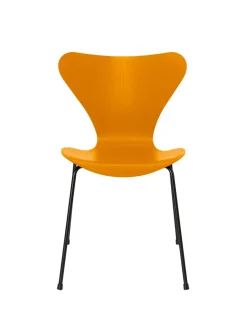 3107 Serie 7 stol i farvet ask af Arne Jacobsen<Fritz Hansen Sale