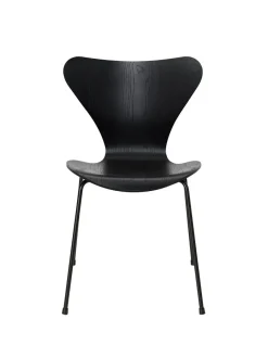 3107 Serie 7 stol i farvet ask af Arne Jacobsen<Fritz Hansen Sale