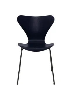 3107 Serie 7 stol i farvet ask af Arne Jacobsen<Fritz Hansen Sale