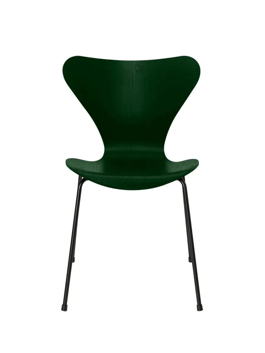 3107 Serie 7 stol i farvet ask af Arne Jacobsen<Fritz Hansen Sale