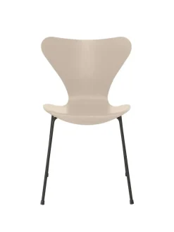 3107 Serie 7 stol i farvet ask af Arne Jacobsen<Fritz Hansen Sale