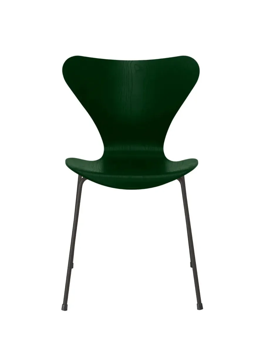 3107 Serie 7 stol i farvet ask af Arne Jacobsen<Fritz Hansen Sale