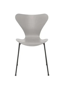 3107 Serie 7 stol i farvet ask af Arne Jacobsen<Fritz Hansen Sale