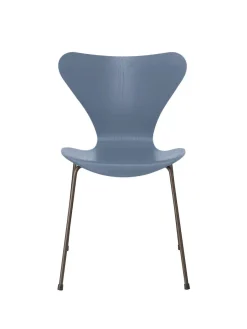 3107 Serie 7 stol i farvet ask af Arne Jacobsen<Fritz Hansen Sale