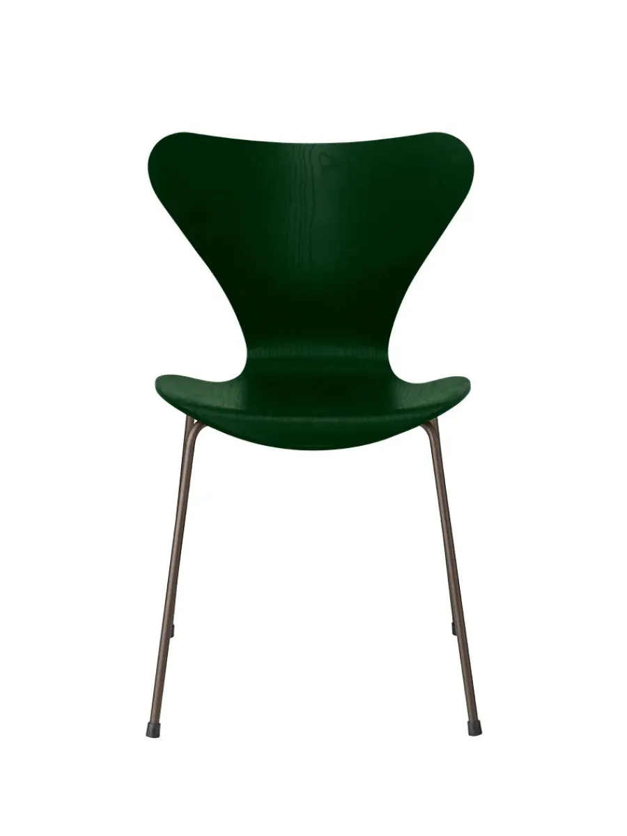 3107 Serie 7 stol i farvet ask af Arne Jacobsen<Fritz Hansen Sale
