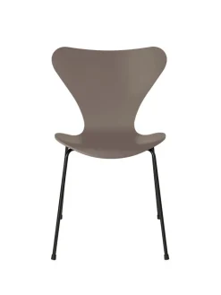 3107 Serie 7 stol lakeret af Arne Jacobsen<Fritz Hansen Online