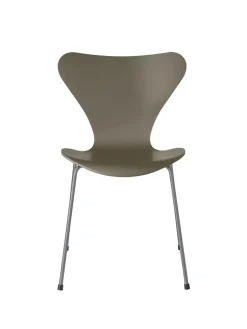 3107 Serie 7 stol lakeret af Arne Jacobsen<Fritz Hansen Online