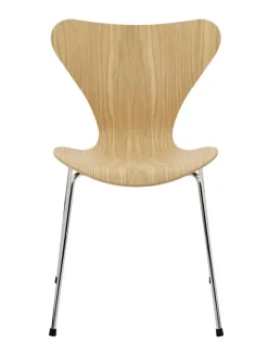 3107 Serie 7 Stol, naturfiner af Arne Jacobsen<Fritz Hansen Clearance