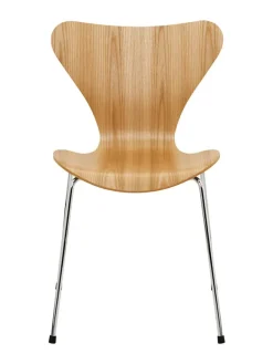 3107 Serie 7 Stol, naturfiner af Arne Jacobsen<Fritz Hansen Clearance