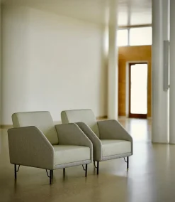 77 Stol, eg olie af Finn Juhl<House of Finn Juhl Outlet