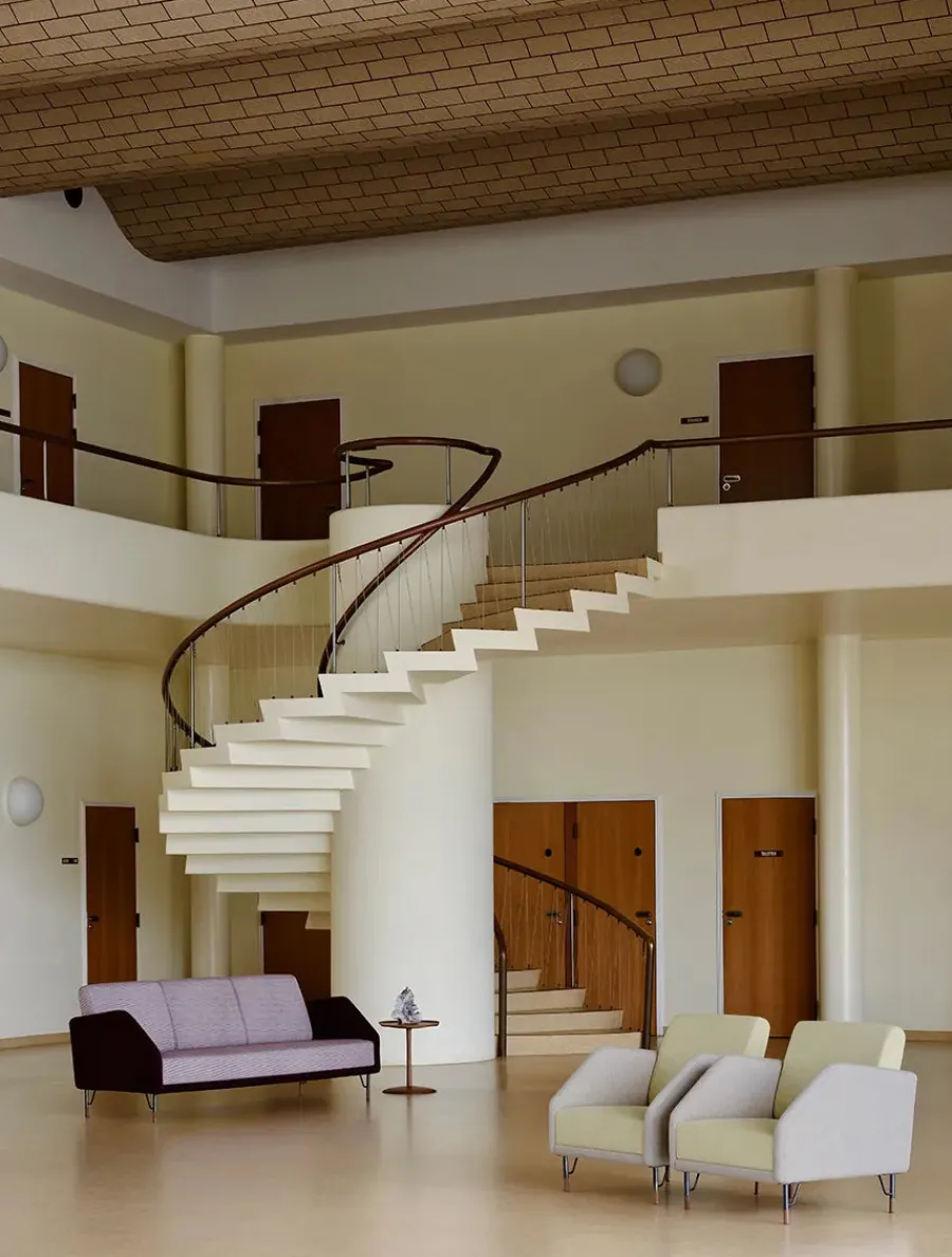 77 Stol, eg olie af Finn Juhl<House of Finn Juhl Outlet