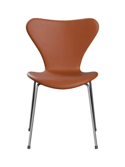 3107 stol, fuldpolstret Essential læder lava/krom stel af Arne Jacobsen<Fritz Hansen Hot