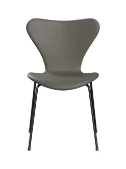 3107 Stol, fuldpolstret Essential læder valnød/brown bronze stel af Arne Jacobsen<Fritz Hansen