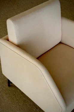 77 Stol, valnød af Finn Juhl<House of Finn Juhl Clearance