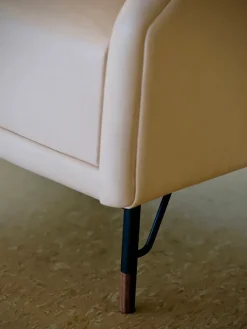 77 Stol, valnød af Finn Juhl<House of Finn Juhl Clearance