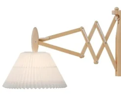 223 Væglampe fra<Le Klint Best