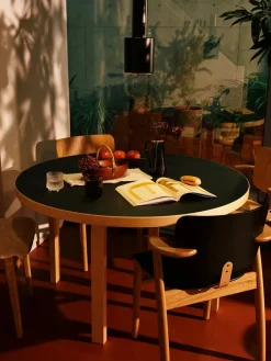 Aalto Table Round, Ø75 cm fra<Artek Clearance