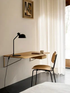 AB019 Wall Desk fra<Carl Hansen & Søn Hot