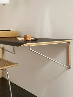 AB019 Wall Desk fra<Carl Hansen & Søn Hot