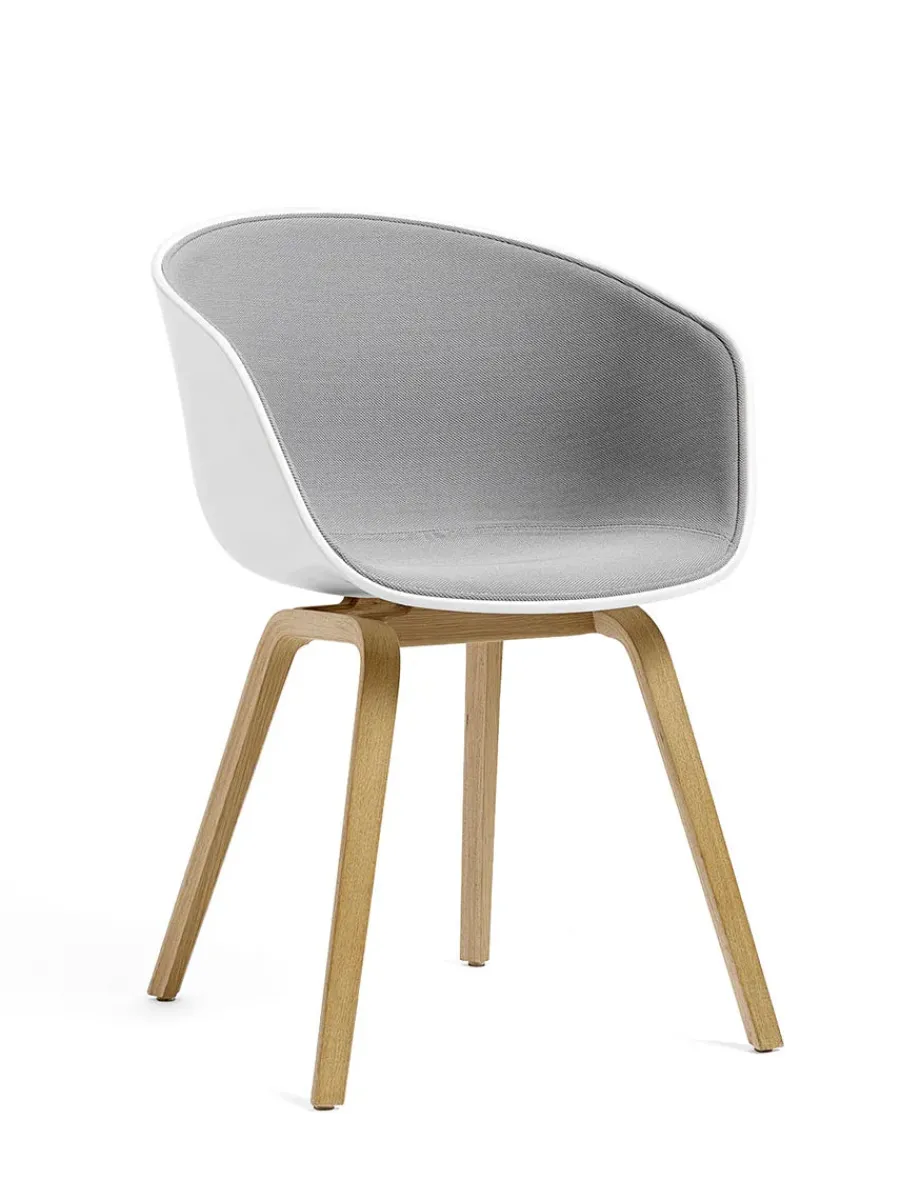About a Chair AAC22 forsidepolstret, hvid skal fra<HAY Sale