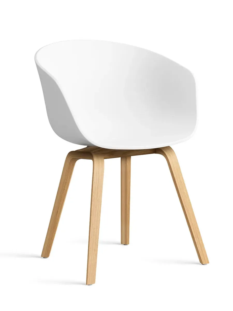 About a Chair AAC22 forsidepolstret, hvid skal fra<HAY Sale