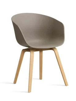 About a Chair AAC22 forsidepolstret, hvid skal fra<HAY Sale