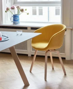 About a Chair AAC22 forsidepolstret, hvid skal fra<HAY Sale