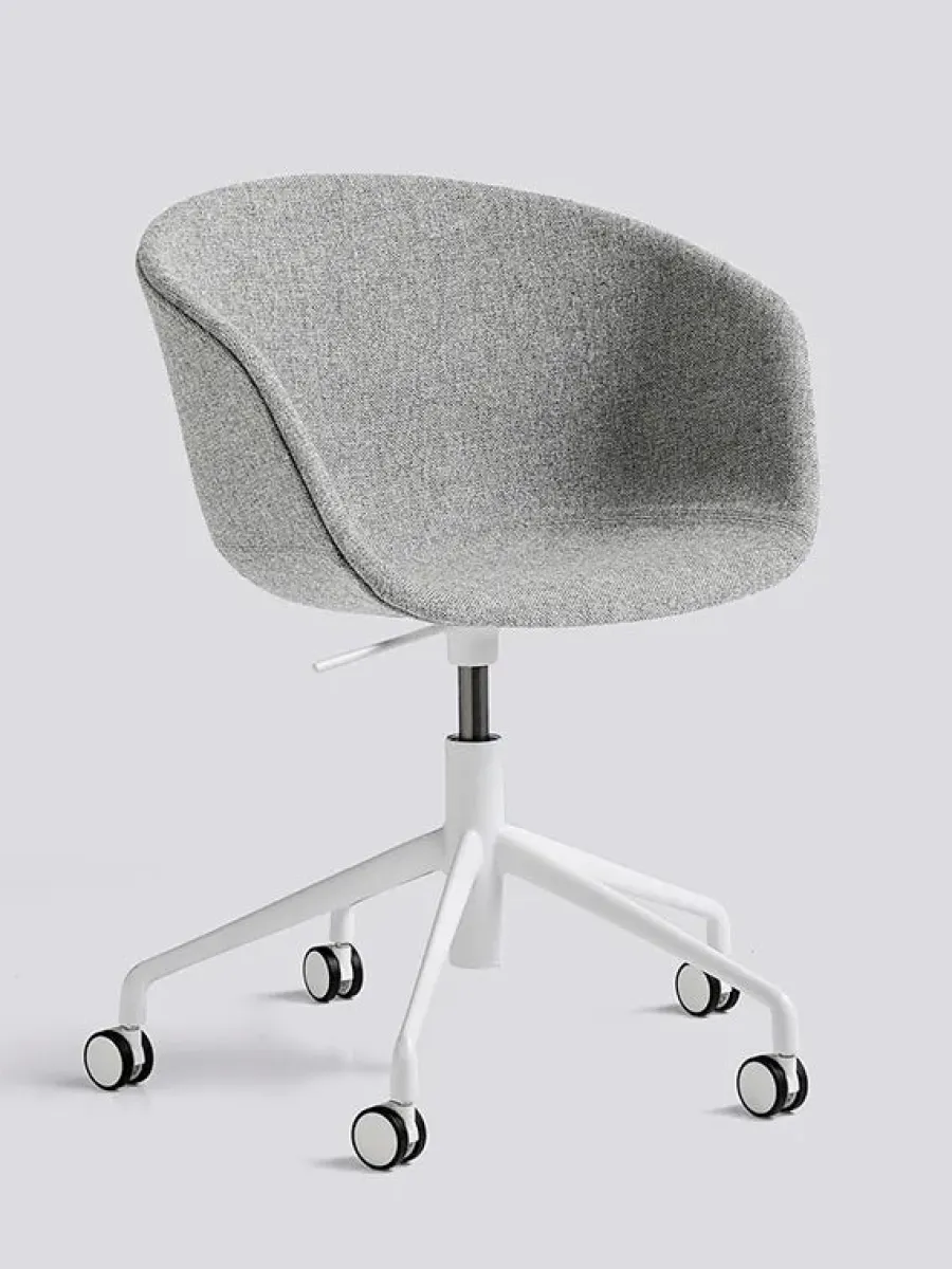 About a Chair AAC52 Forsidepolstret, sort skal fra<HAY Hot