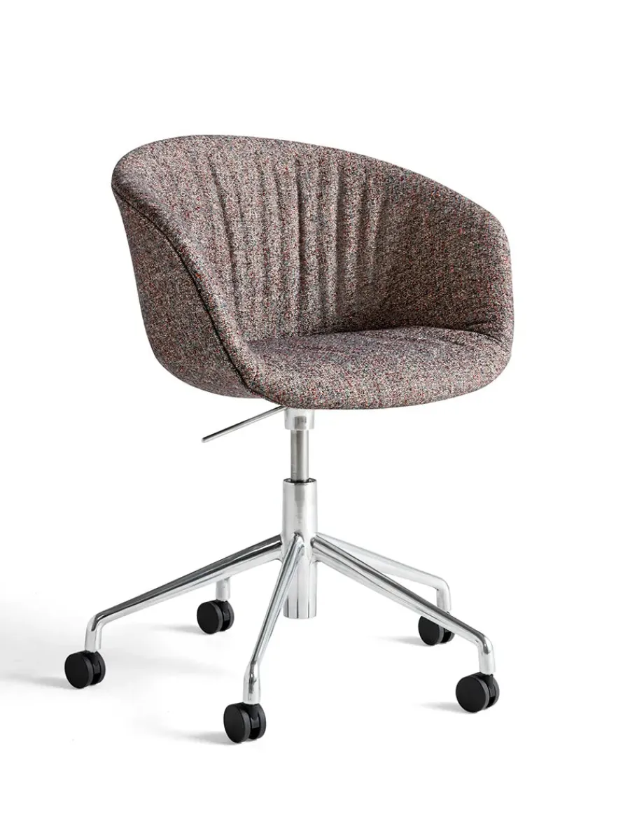 About a Chair AAC52 Forsidepolstret, sort skal fra<HAY Hot