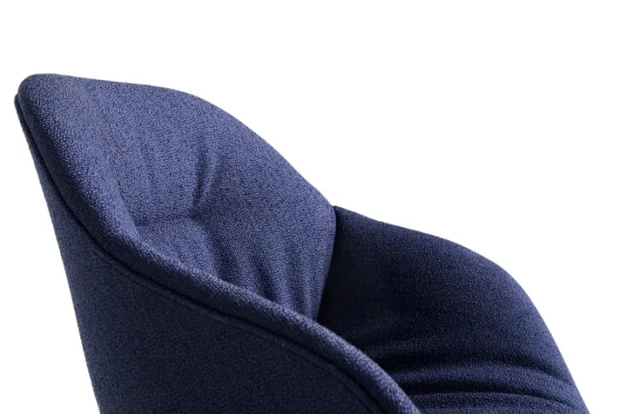 About a Chair AAC123 fra<HAY New