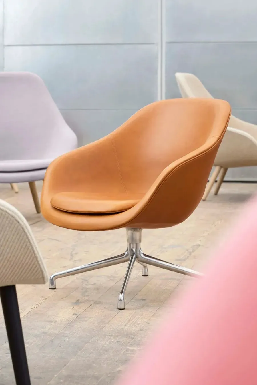 About a Lounge Chair low AAL81 fra<HAY Online