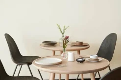 Accent cafébord, mat lakeret eg fra<Mater