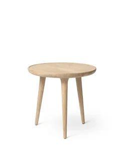 Accent Table i matlakeret egetræ fra<Mater Online