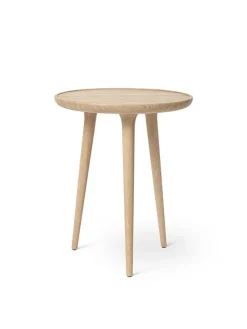 Accent Table i matlakeret egetræ fra<Mater Online