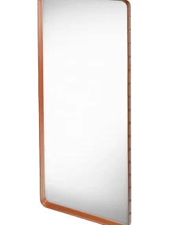 Adnet spejl, firkantet fra<GUBI Online