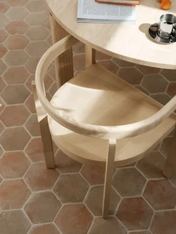 After Dining Table Ø120, ash fra<Fritz Hansen Hot