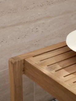 AH911 Outdoor Sidebord/Skammel fra<Carl Hansen & Søn New