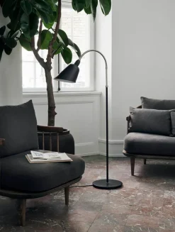 AJ7 Bellevue gulvlampe af Arne Jacobsen<&Tradition Online
