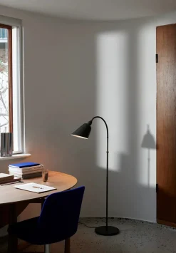 AJ7 Bellevue gulvlampe af Arne Jacobsen<&Tradition Online