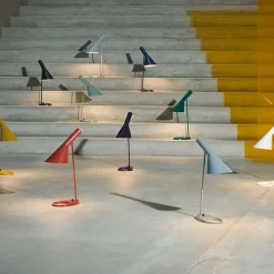 AJ bordlampe fra<Louis Poulsen Best