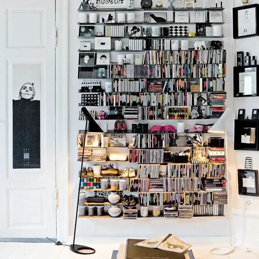 AJ Gulvlampe fra<Louis Poulsen