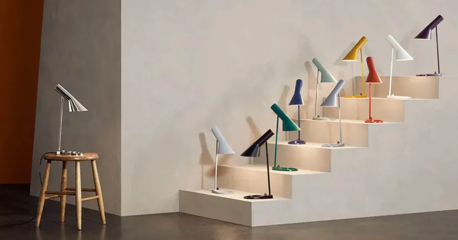 AJ Mini bordlampe fra<Louis Poulsen Best