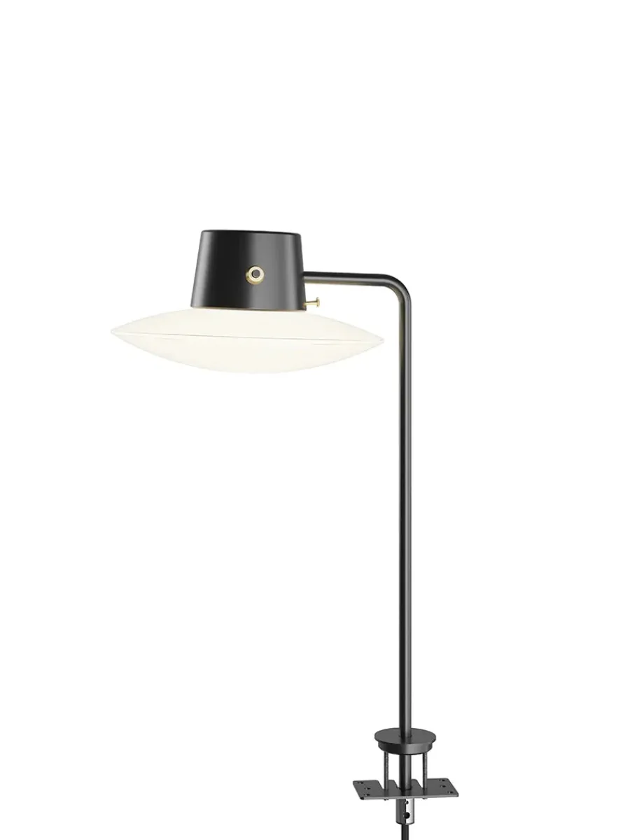 AJ Oxford 410 Bordlampe på pind fra<Louis Poulsen New