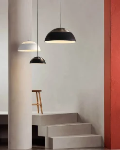 AJ Royal pendel Ø25, sort fra<Louis Poulsen New