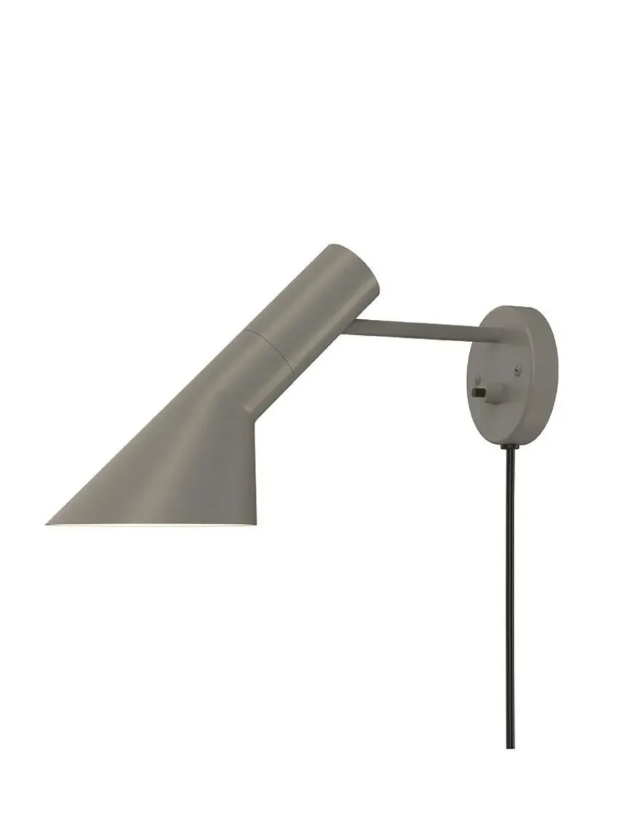 AJ Væglampe fra<Louis Poulsen Discount