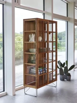 AK 2780 vitrineskab fra<Naver Collection Best