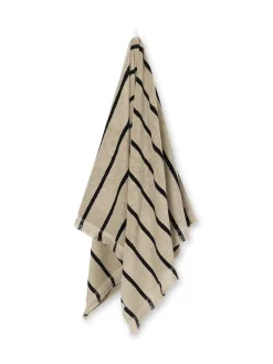 Alee Beach Towel, sand/black fra<Ferm Living Outlet
