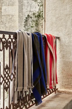 Alee Hand Towel, sand/black fra<Ferm Living Best
