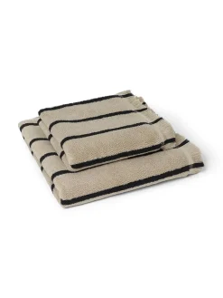 Alee Hand Towel, sand/black fra<Ferm Living Best